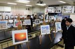 矢掛高生の創作活動 成果を披露　校内で絵画や臨書１５０点展示
