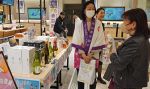 羽田空港で赤磐市の魅力ＰＲ　ＪＡＬと協力イベント 特産品販売