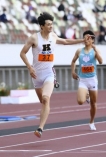 男子４００メートルは豊田が優勝