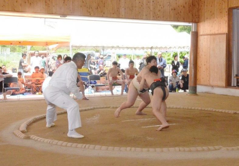 小中学生力士１０８人 熱い取組　和気、初の清麻呂杯相撲大会