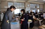 ５類移行後初の冬休み楽しみ　岡山県内の小中学校で終業式