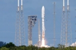 アマゾン空からネット提供　来年開始へ試験衛星