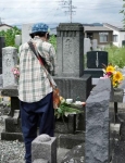 大杉栄、最後の墓前祭　甘粕事件１００年、静岡
