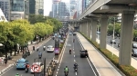 インドネシア、大統領が訪れる街は道路が補修される？