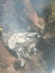 南アでバス事故、４５人死亡　橋から転落、炎上