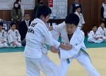 豪快な投げ 日頃の練習成果を発揮　里庄で小中学生柔道大会