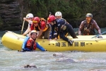 埼玉・長瀞で水難救助訓練　川下り事故受け、手順確認