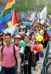 虹色の行進、多様な性発信３０年　東京・渋谷周辺、１万５０００人