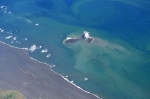 小笠原・硫黄島の新島、海保確認　航行船舶に注意呼びかけ