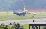 米軍Ｆ１６戦闘機が緊急着陸　青森空港、一時閉鎖