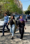 イラン、ノーベル平和賞に賛否　国民「誇りだ」「意味ない」