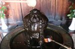 油かけ祈願「知る人ぞ知る神様」　岡山の神社、商売繁盛や金運上昇