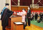 倉敷芸術科学大で卒業式　３３１人が新たな門出