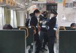 列車内に不審者 乗客をどう守る　ＪＲ西 新見駅で警察、消防と訓練