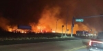 マウイ島で山火事、６人死亡　古都も被害、救助活動急ぐ