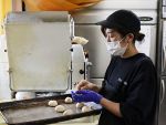 パン職人全国大会 狙うは優勝　里庄の重冨さん 県内食材使い挑戦