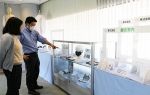 マスクなどコロナ対策商品３０点　県産業振興財団が岡山で展示会