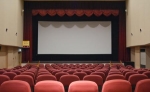 空白地で再出発した映画館　島根、苦境越えて２周年
