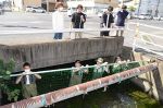 海ごみ削減へ用水路で回収実験　本社と岡山科技専 種類や量調査 