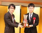 前人未到６連覇 余第一位たたえる　囲碁・関西棋院、大阪で表彰式