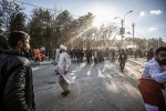 イラン南東部で爆発１０３人死亡　殺害司令官の墓地付近、テロか