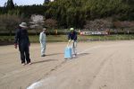 津山加茂郷フルマラソン 会場準備　２１日本番へライン引きや草刈り