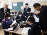 学校改革の矢掛中 県教育長が視察　定期テスト廃止や午後５時下校
