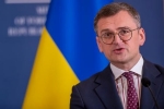 ウクライナ外相、教皇発言に反発　白旗でなく「黄色と青」