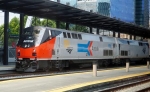 米国の鉄道、機関車に復刻塗装　利用回復の話題喚起に一役