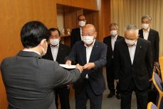 岡山県内経済３団体 知事に支援要望