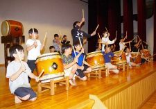 和太鼓７団体の音色楽しんで　総社で２６日にフェス