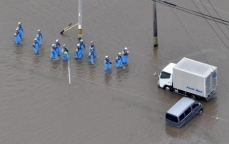 東海で車両水没や土砂崩れ相次ぐ　１人死亡１人不明、住宅被害も