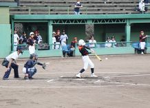 中道、久世など８強入り　県中学野球美作地区大会が開幕