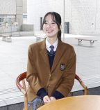 平井佑奈さん 目標はトップモデル　学芸館高３年 世界デビュー果たす