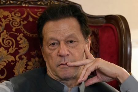 　パキスタンのカーン元首相＝２０２３年８月、パキスタン・ラホール（ＡＰ＝共同）