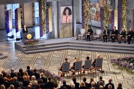 　１０日、ノルウェーの首都オスロで開かれたノーベル平和賞の授賞式（共同）