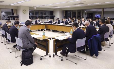 　北海道が開いた「障がい者施策推進審議会」＝１日夜、札幌市