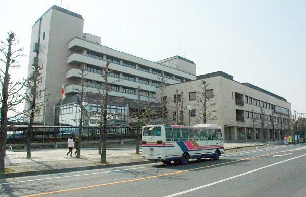 津山市役所