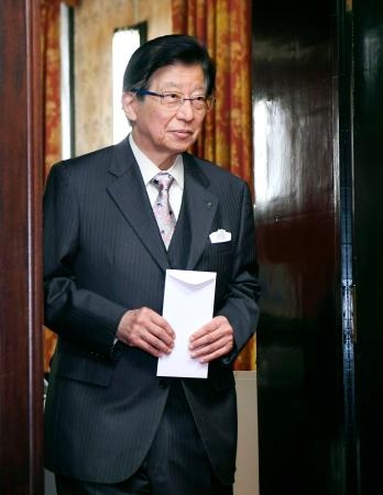 川勝知事、リニア環境対策に道筋　辞職願提出、発言「迷惑かけた」