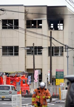 名古屋の市立中で火災　煙吸った生徒１人搬送