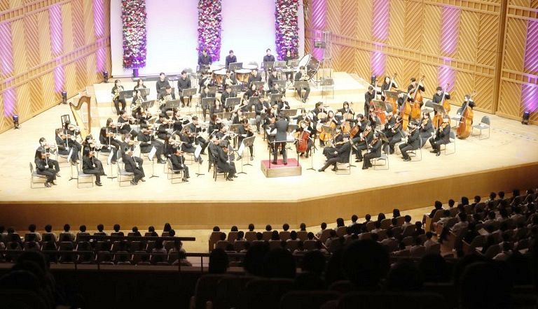 韓国オーケストラ演奏 児童が堪能　ばらのまち福山国際音楽祭が開幕