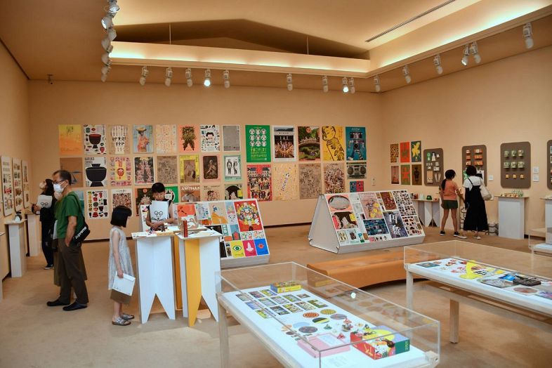 勝央美術文学館で開催中の２０周年記念展「紙ニケーション」