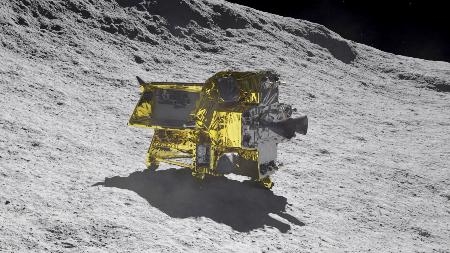 　月面探査機「ＳＬＩＭ（スリム）」の月着陸イメージ（ＪＡＸＡ提供）