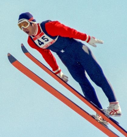 　日本に冬季五輪史上初の金メダルをもたらした７０メートル級ジャンプの笠谷幸生＝１９７２年２月、宮の森ジャンプ競技場で撮影