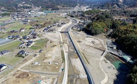 国が代行の福岡県の河川改修完了　１７年豪雨で被災、朝倉市