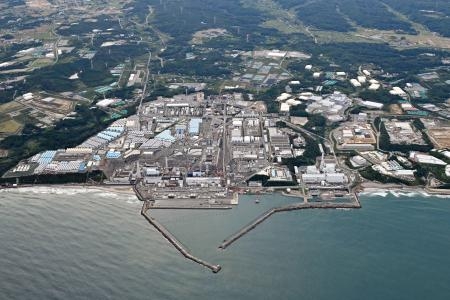 　２回目となる処理水の海洋放出が始まった東京電力福島第１原発＝５日午後１時４９分（共同通信社ヘリから）