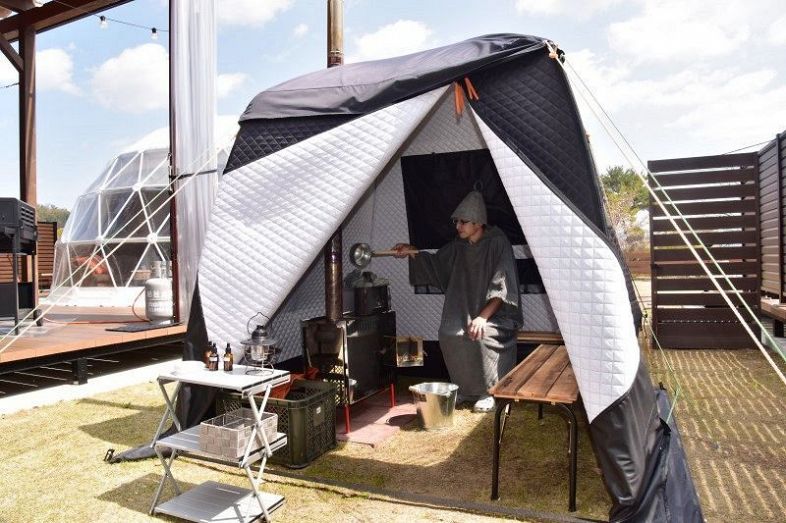 サントピア岡山総社が新たに導入したテント型サウナ