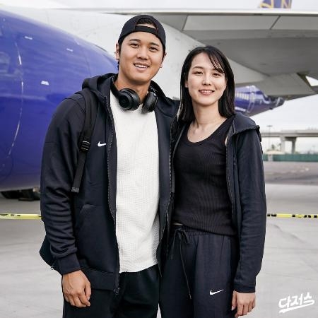 　米大リーグ、ドジャースが公式Ｘ（旧ツイッター）に投稿した、大谷翔平選手（左）と妻の田中真美子さんの写真