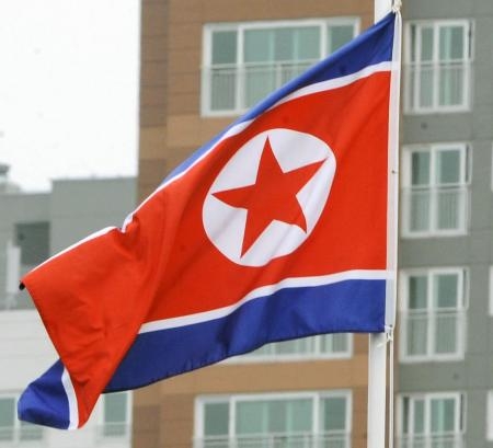 　北朝鮮の国旗（共同）