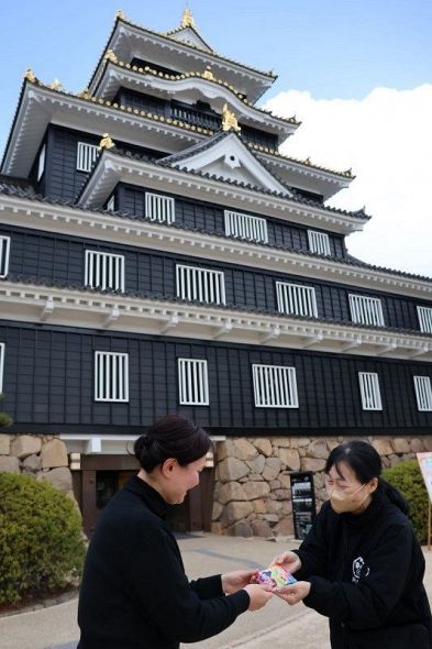 ひな祭りテーマのイベント開幕　岡山城、伝統文化体験や展示